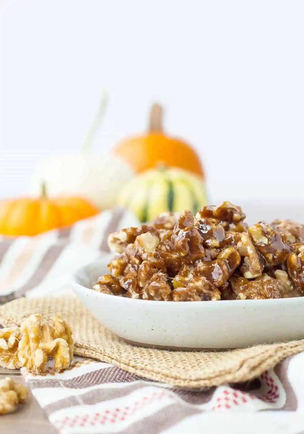 Pumpkin Spice Candied Walnuts