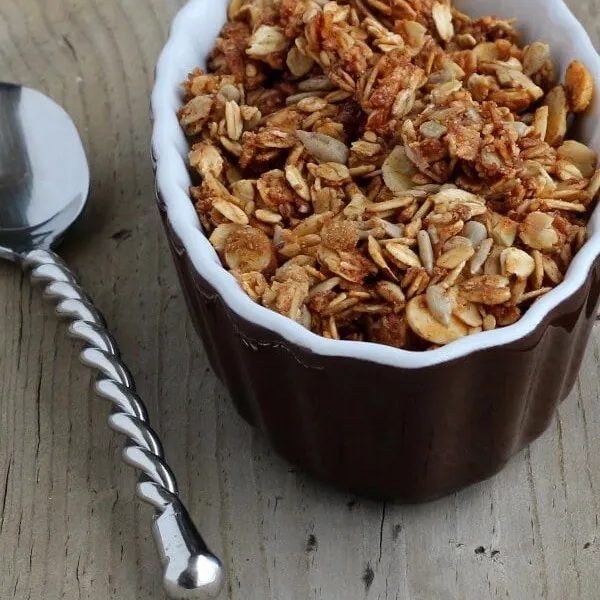 Flax Granola plus Cinnamon and Sunflower Seeds