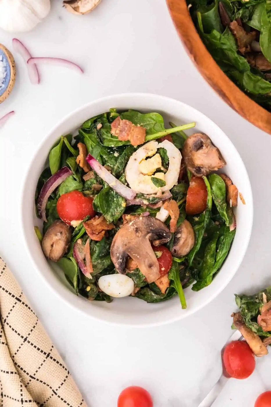 Classic Spinach Salad