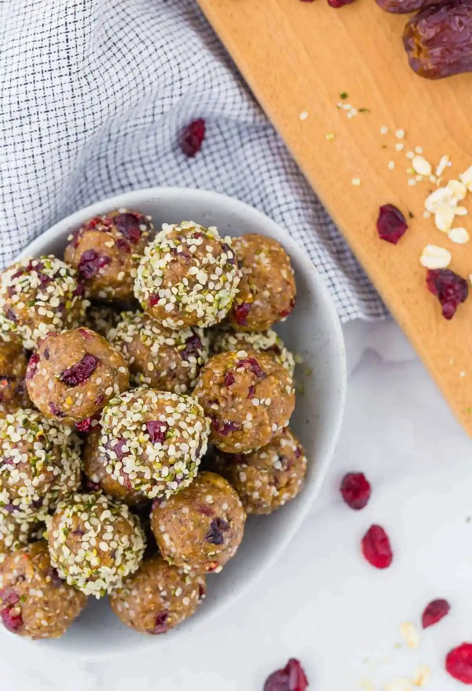 Cranberry Oatmeal Energy Balls (nut-free)