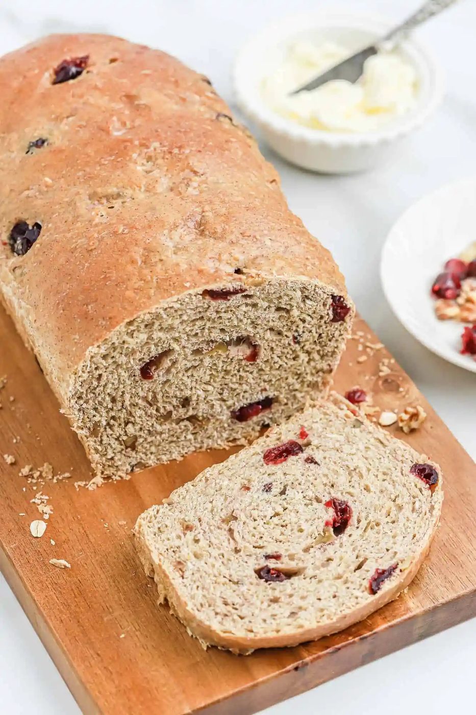 Cranberry Walnut Bread, served with Oats