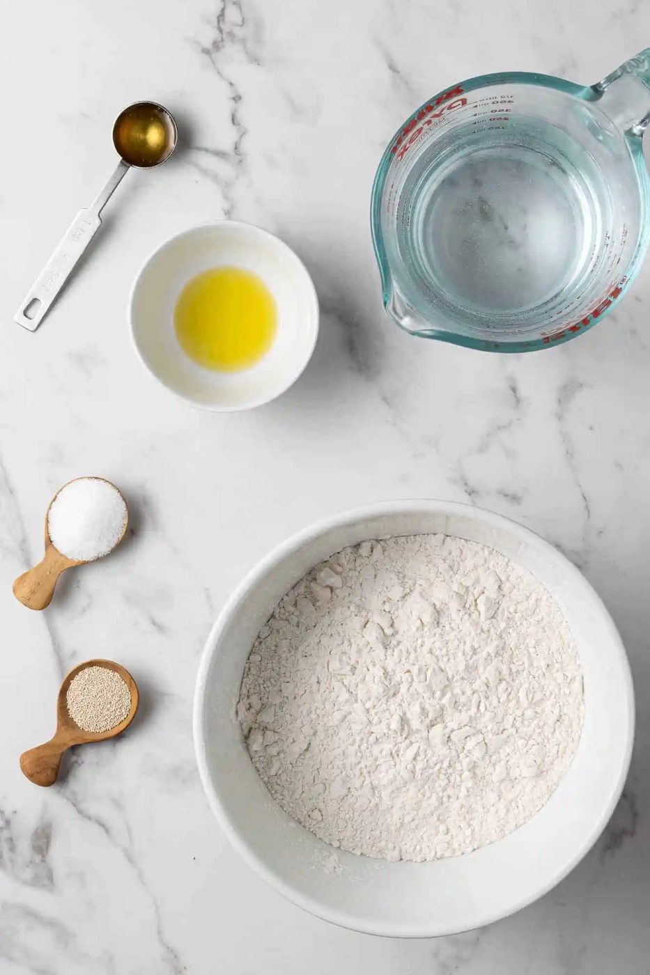 Dutch Oven Bread (no knead!)