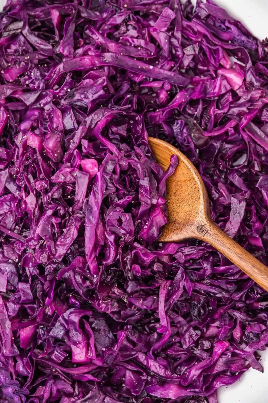 German Red Cabbage (sweet & sour)