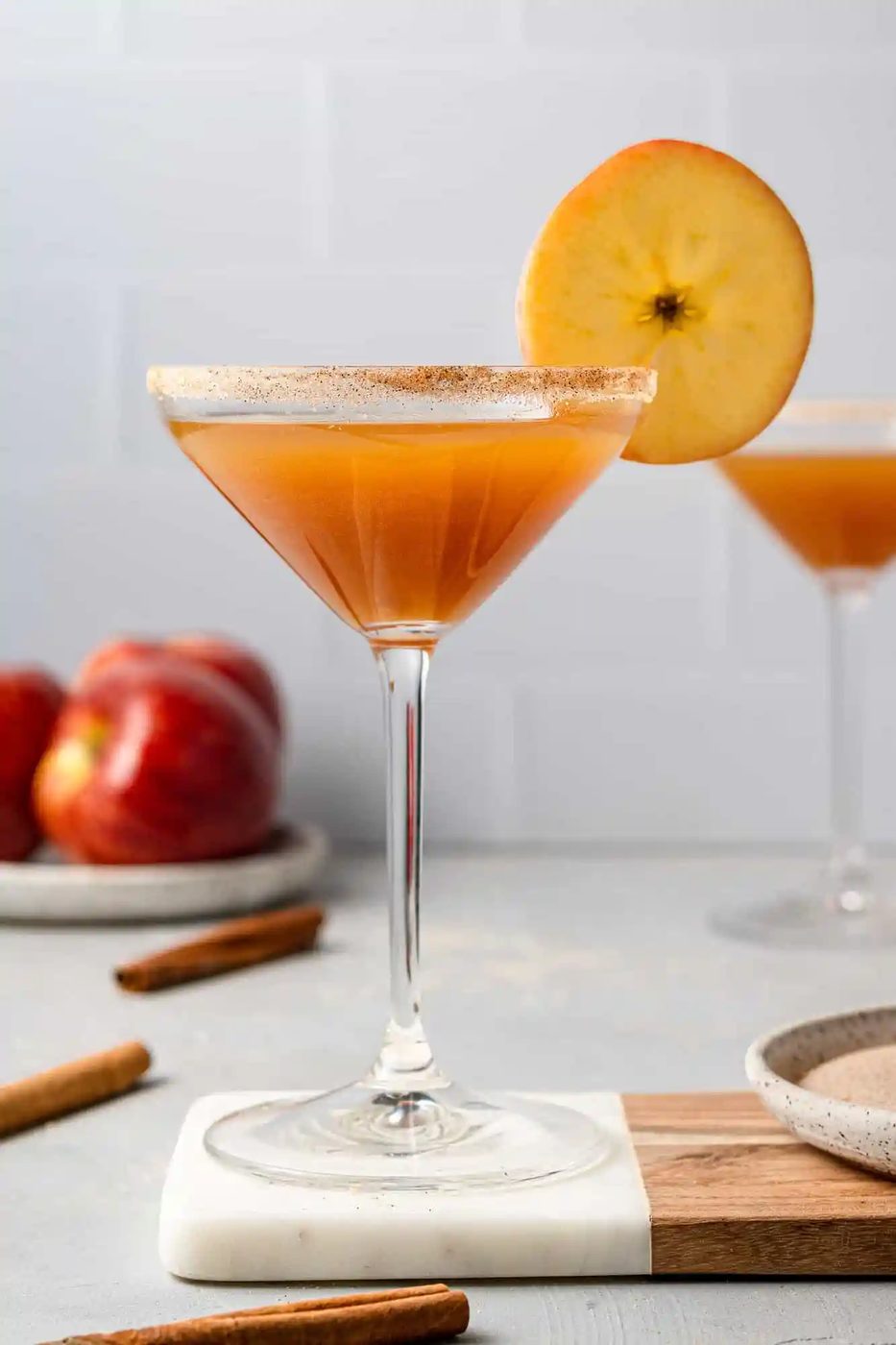 Apple Cider Mocktail – nonalcoholic drink for fall