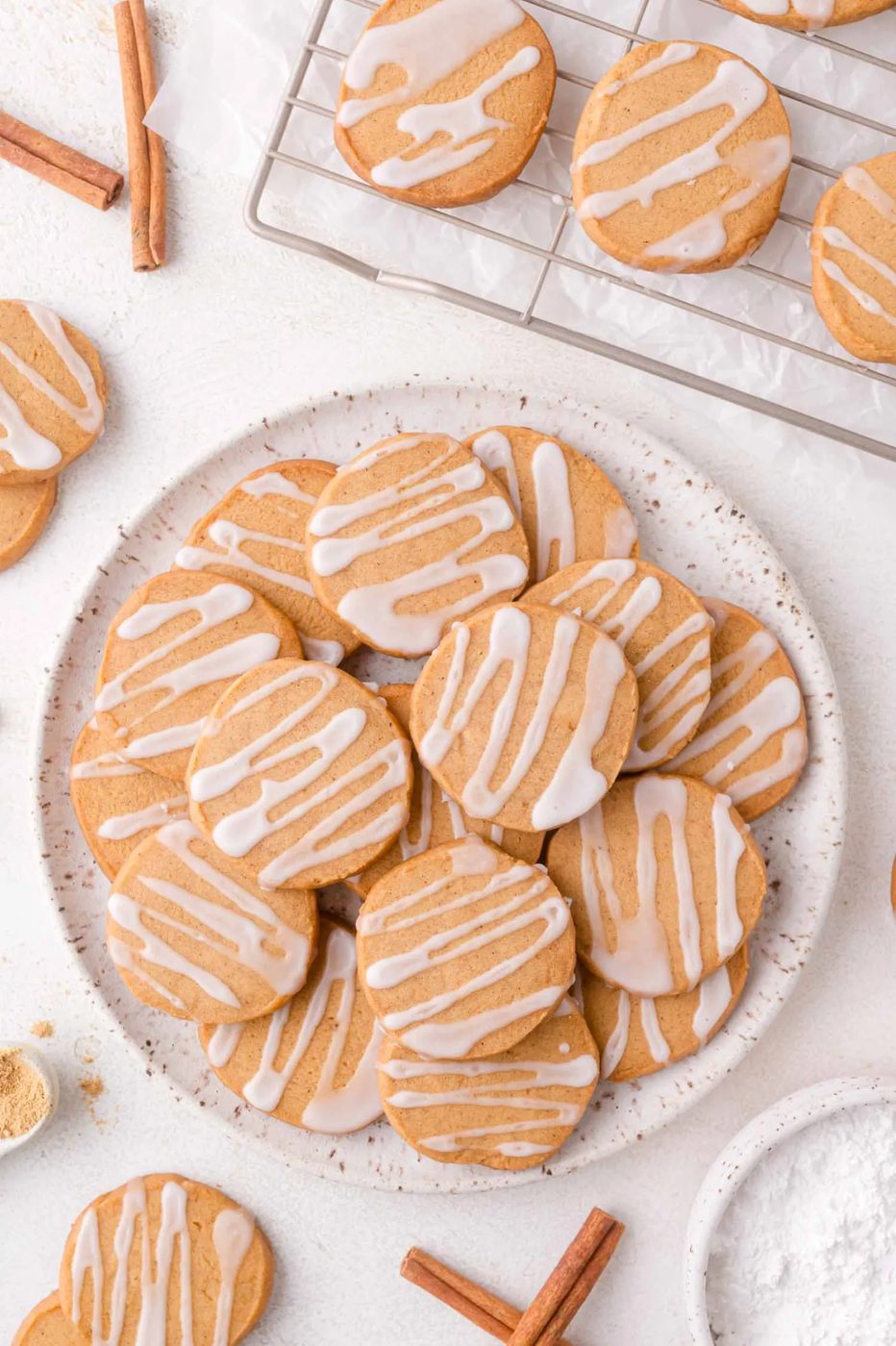 Gingerbread Shortbread Cookies