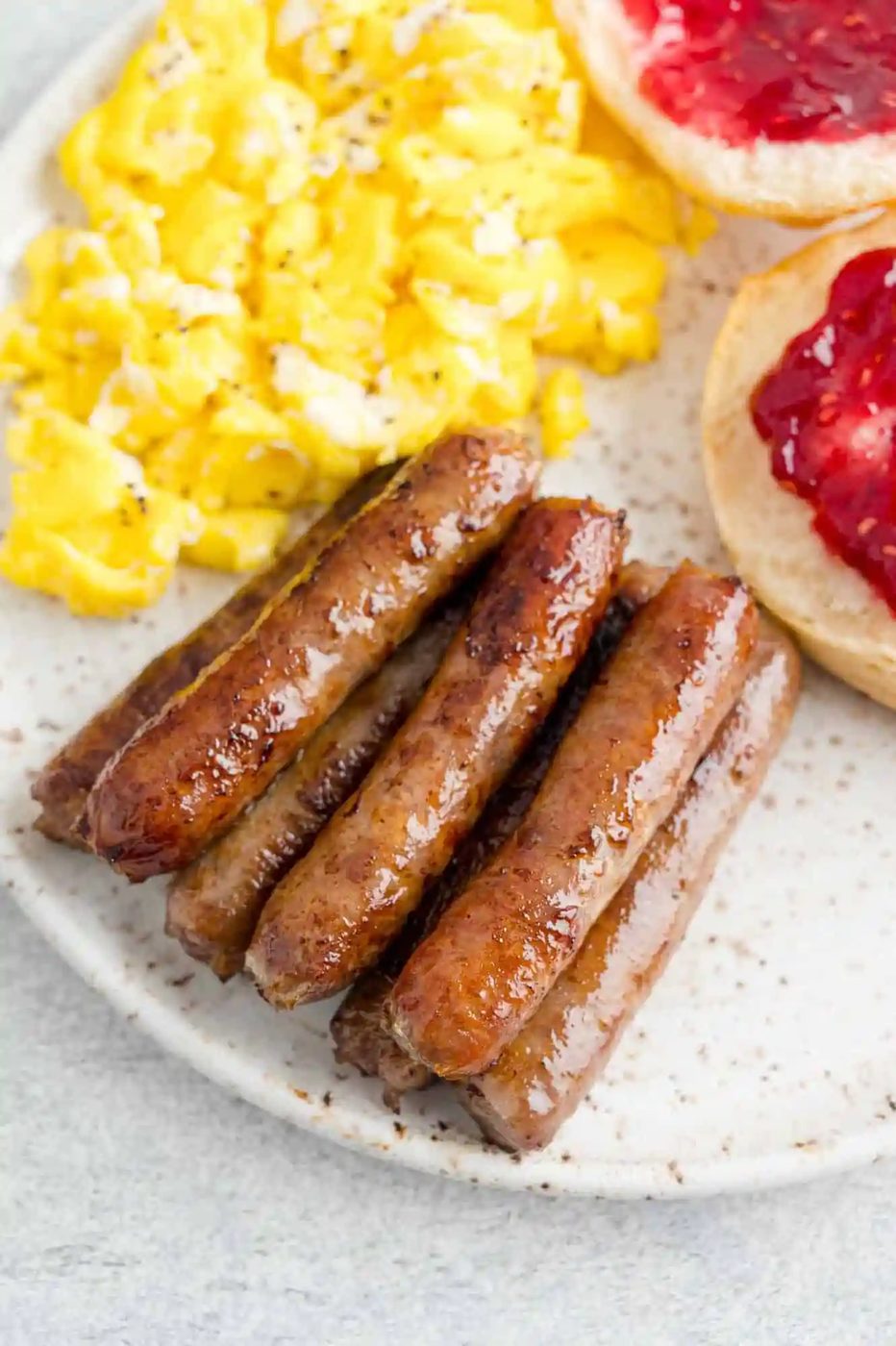 Cook Breakfast Sausage Links (Stovetop, Oven & Air Fryer)