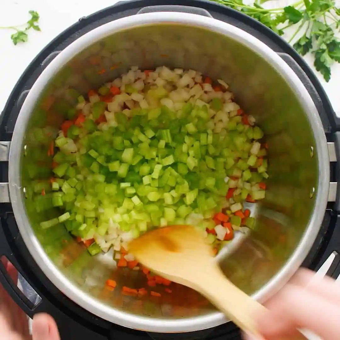 Vegetables in an instant pot pressure cooker.