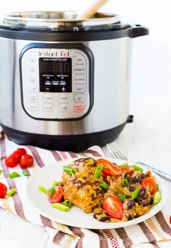 Southwestern Instant Pot Chicken and Quinoa