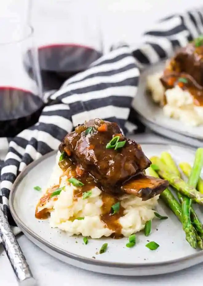 Instant Pot Short Ribs & Mashed Potatoes (at the same time!)