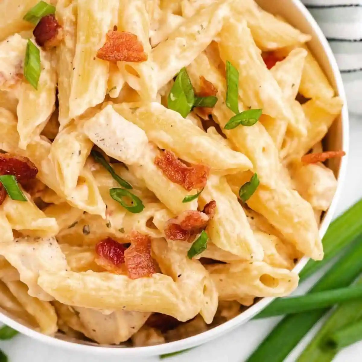 20+ EASY One Pan Chicken Recipes