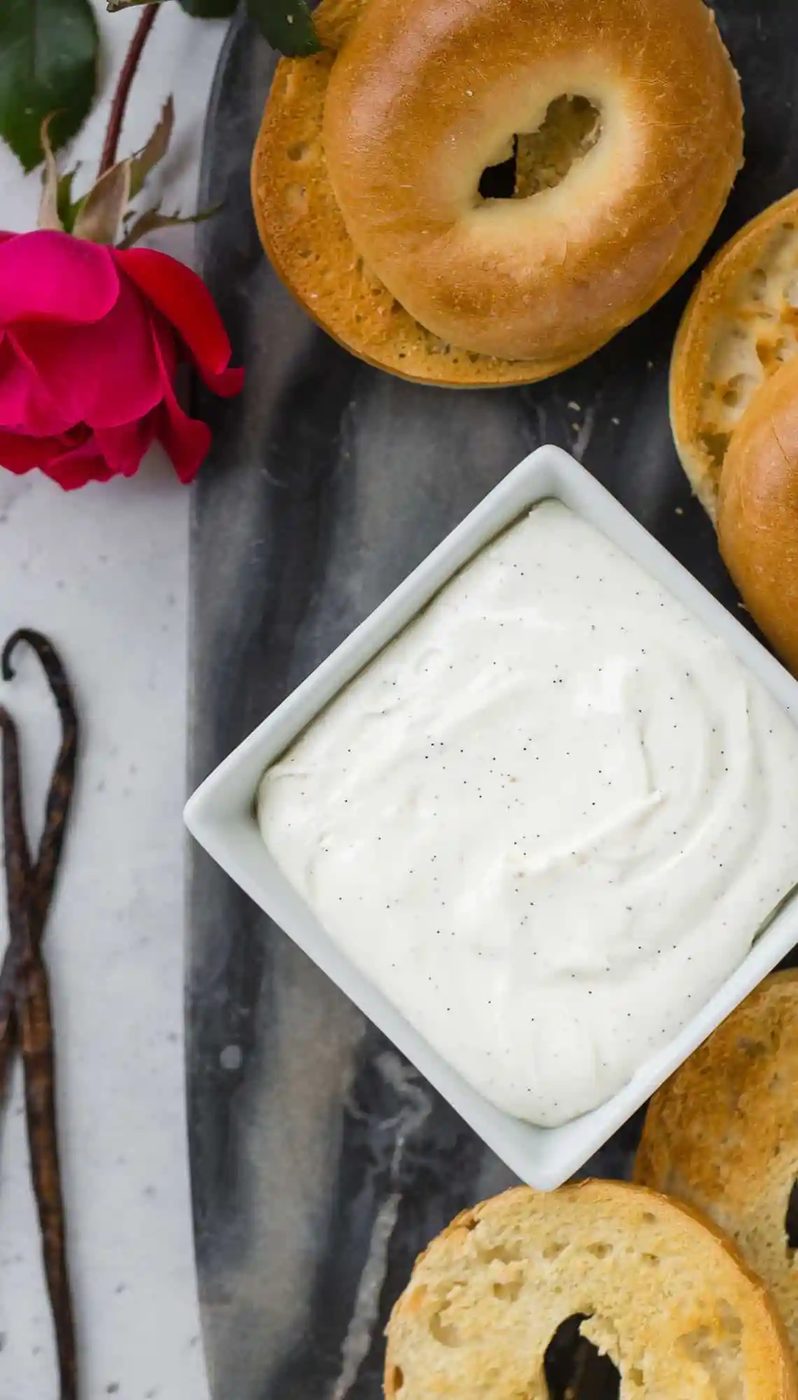 Vanilla Bean Whipped Cream Cheese