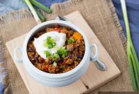 Skinny Turkey Quinoa Chili Under 200 Calories