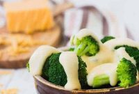 Creamy Cheese Sauce in Minutes: Stovetop or Microwave