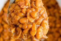 Homestyle Slow Cooker Baked Beans