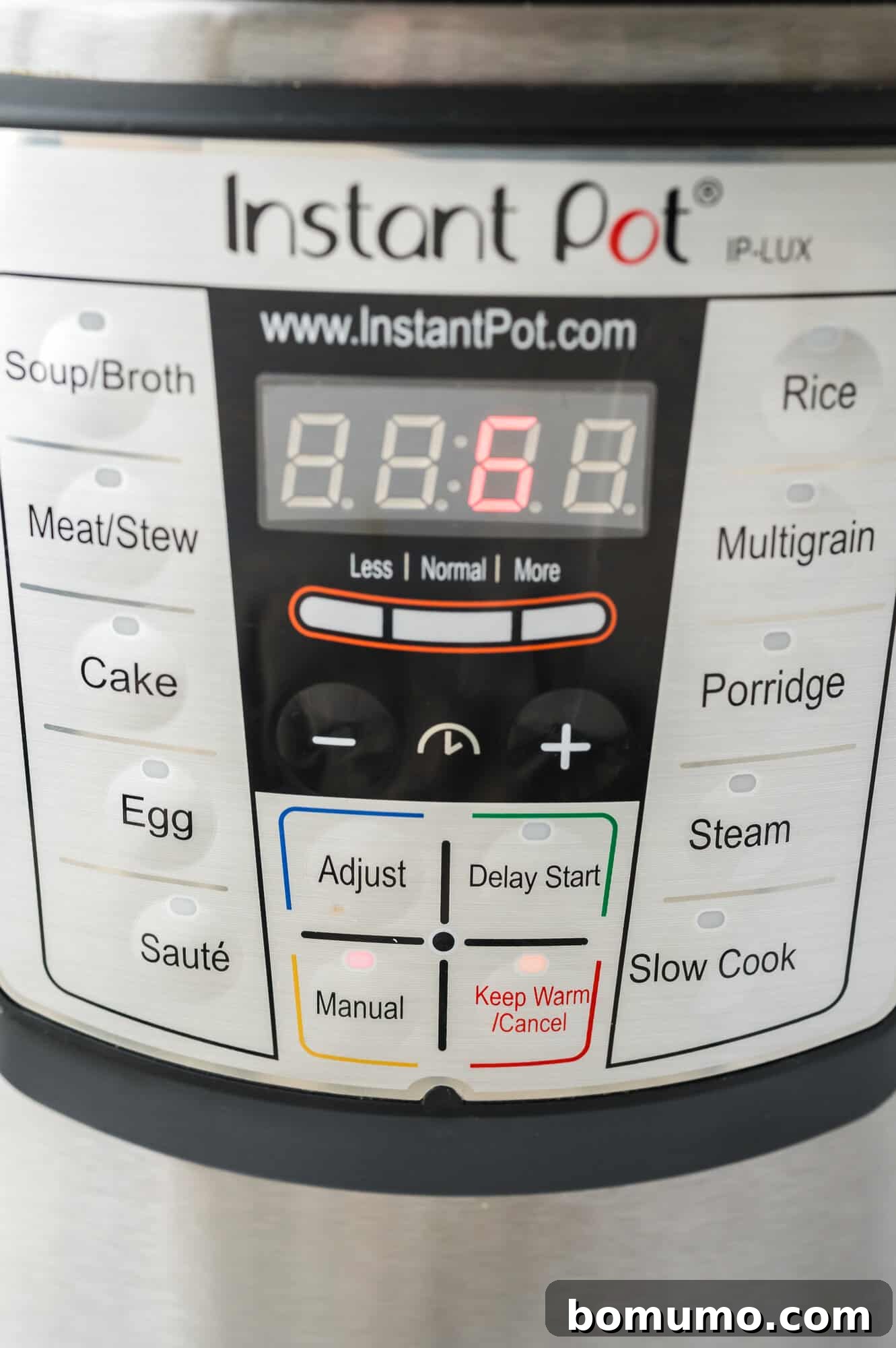Instant Pot display showing the timer set for 6 minutes of pressure cooking.