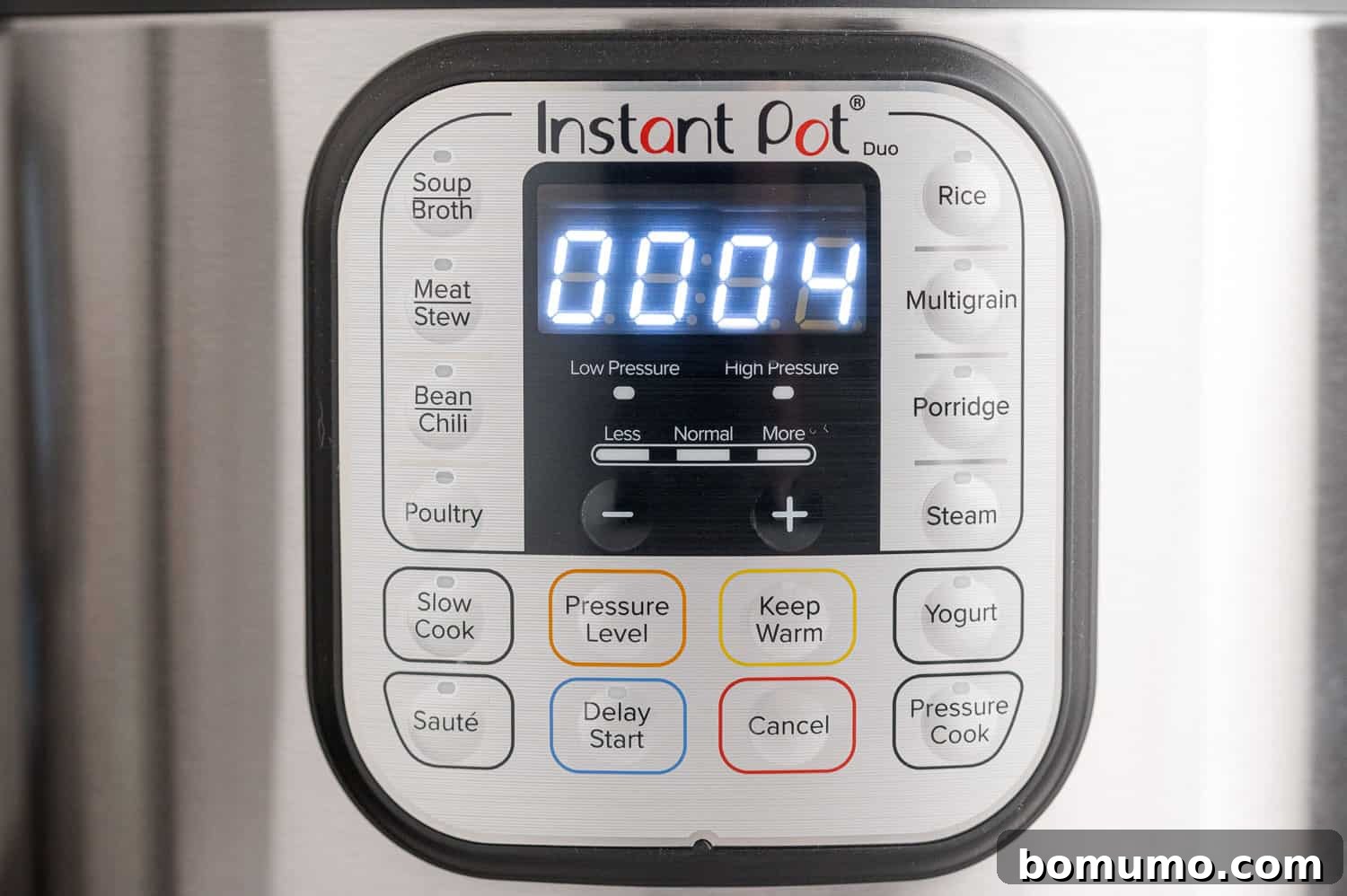 Instant Pot display showing a 4-minute cooking time setting.