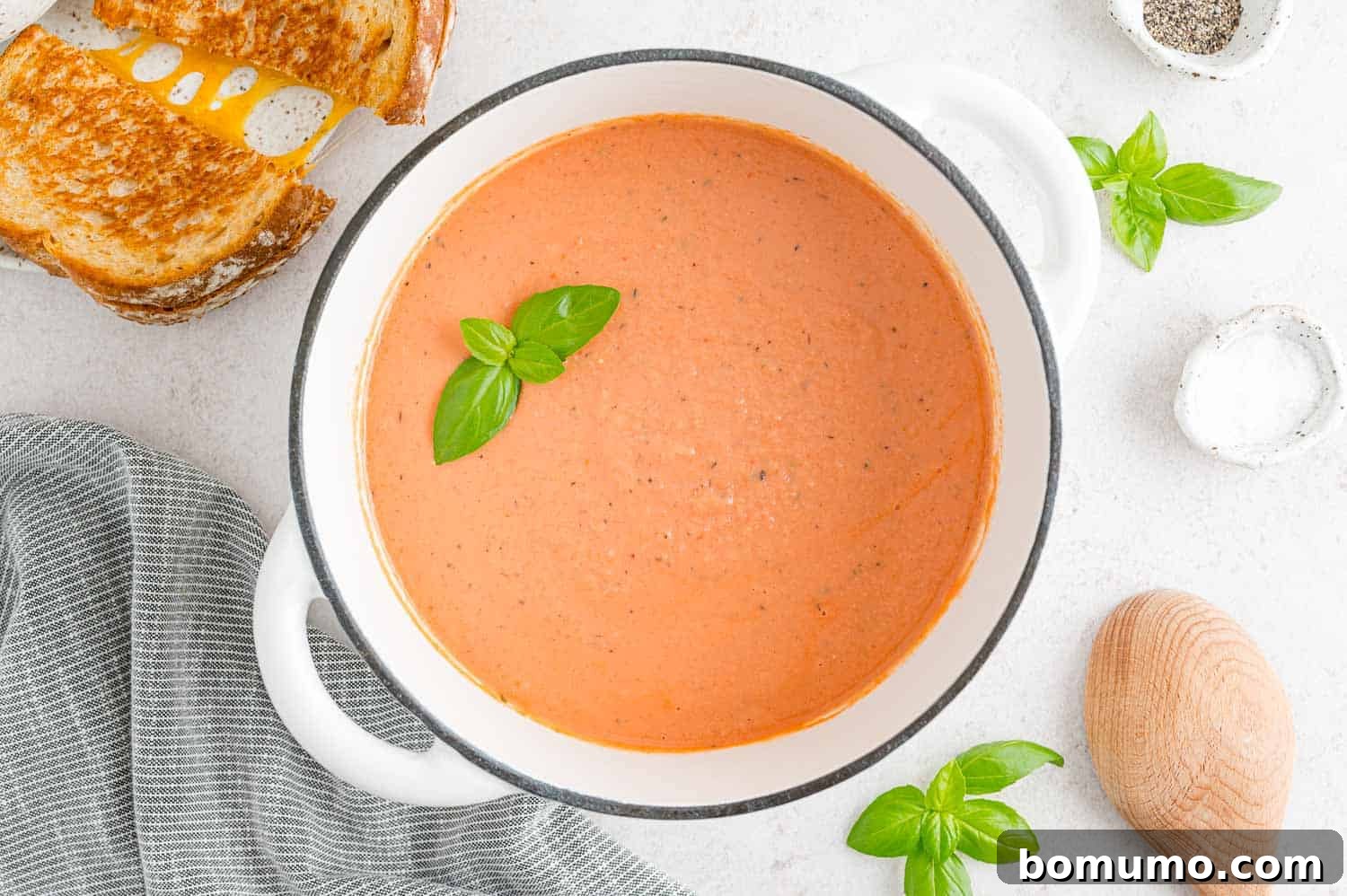 Tomato soup in pan.