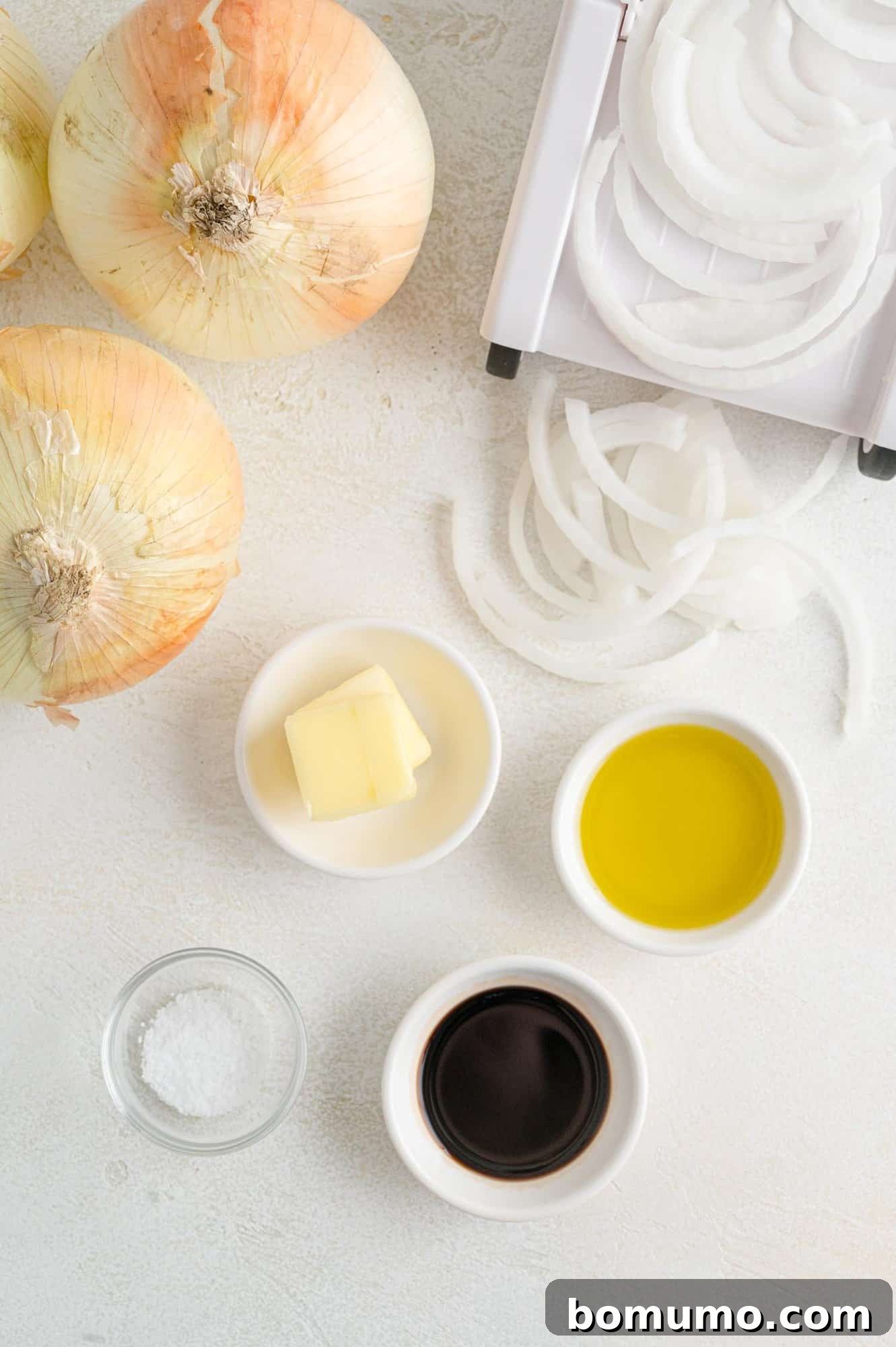 Caramelizing Onions: A Comprehensive Guide 4 Ingredients needed for recipe including onions
