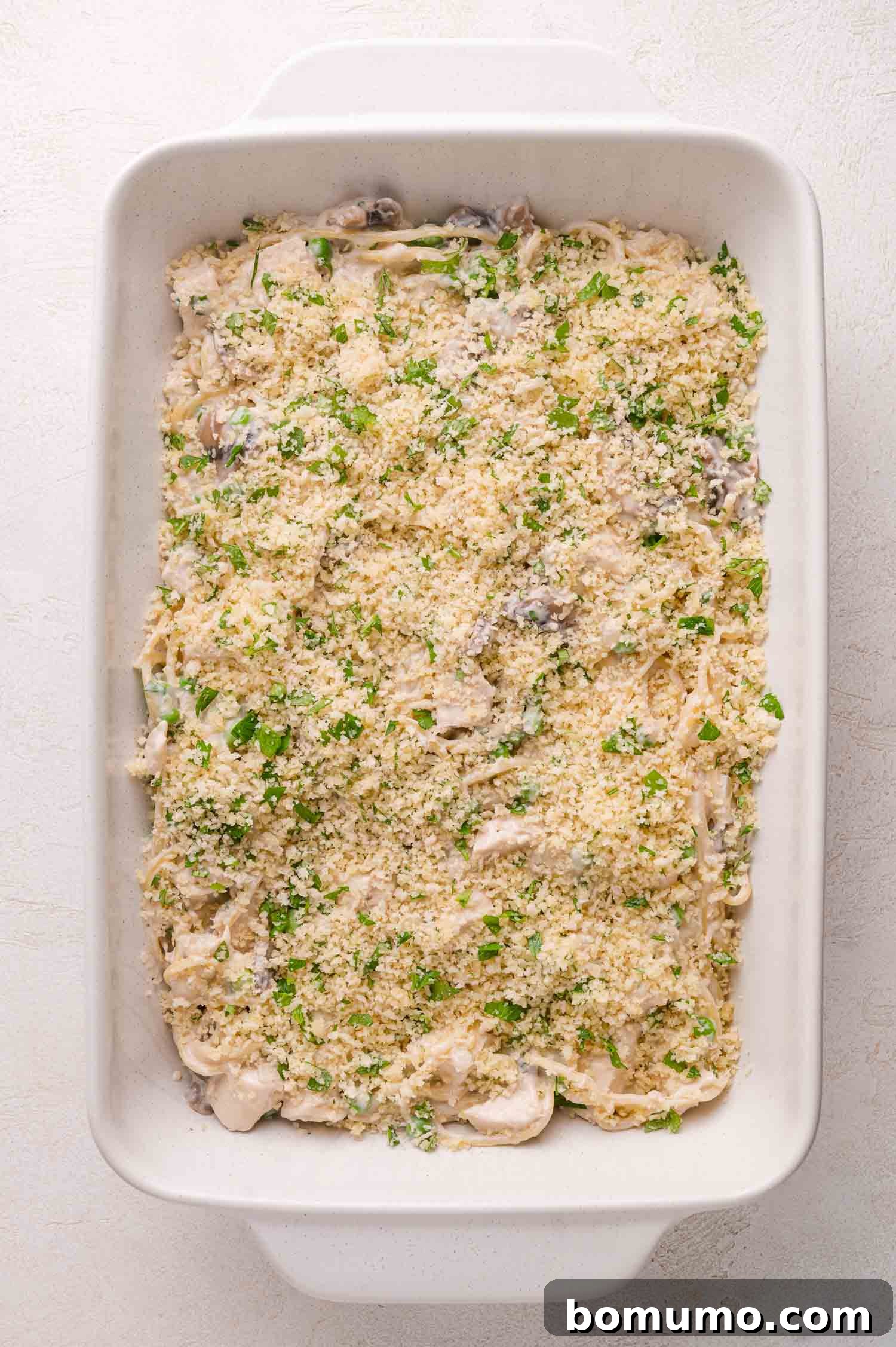 Chicken tetrazzini with breadcrumbs