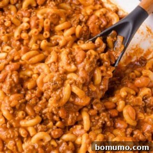 Chili mac close-up.