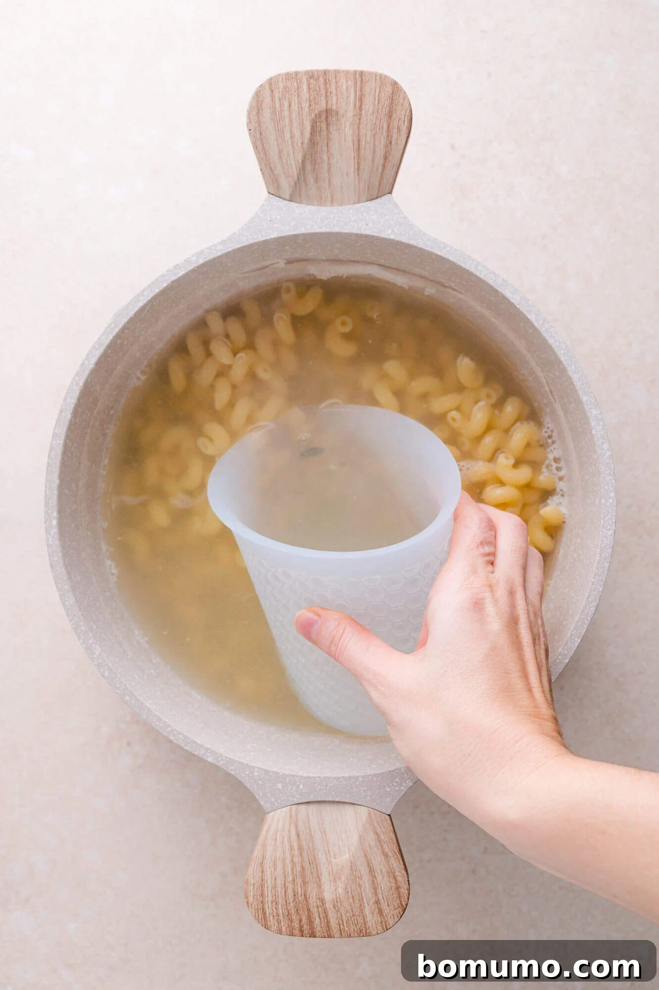 Reserving Pasta Water
